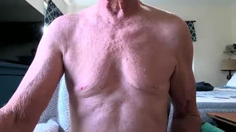 Snapshot of robert45556 chatting on September 30, 2025, 6:02 pm robert online show from September 30, 2025, 6:02 pm