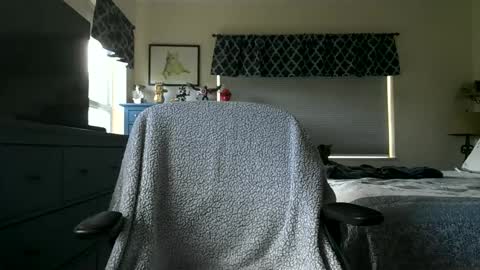 Snapshot of robert45556 chatting on October 12, 2025, 6:51 pm robert online show from October 12, 2025, 6:51 pm