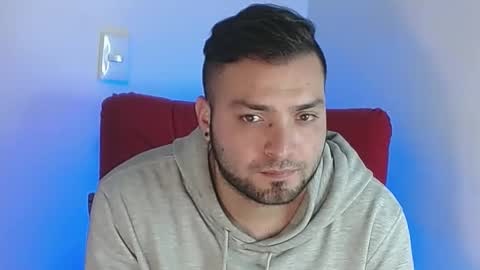 Snapshot of robert_leroy chatting on February 15, 2025, 2:37 am Stiven - online show from February 15, 2025, 2:37 am