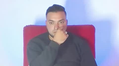 Stiven - online show from May 1, 2026, 7:18 pm