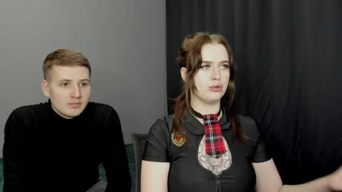 Snapshot of robert_lisa chatting on January 7, 2025, 4:27 pm Lisa and Robert i am online all days 900 am GMT3 online show from January 7, 2025, 4:27 pm