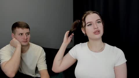 Snapshot of robert_lisa chatting on January 10, 2025, 3:39 am Lisa and Robert i am online all days 900 am GMT3 online show from January 10, 2025, 3:39 am