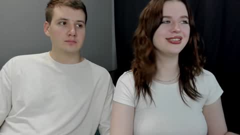 Snapshot of robert_lisa chatting on January 27, 2025, 9:13 am Lisa and Robert i am online all days 900 am GMT3 online show from January 27, 2025, 9:13 am