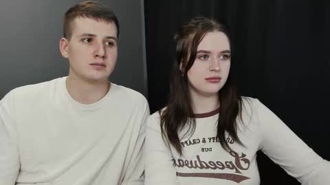 Snapshot of robert_lisa chatting on February 11, 2025, 9:20 am Lisa and Robert i am online all days 900 am GMT3 online show from February 11, 2025, 9:20 am