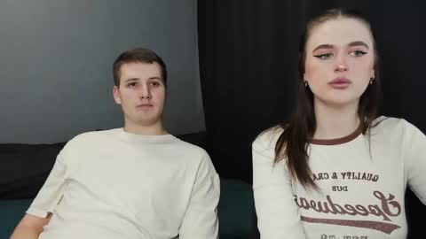Snapshot of robert_lisa chatting on February 21, 2025, 3:23 am Lisa and Robert i am online all days 900 am GMT3 online show from February 21, 2025, 3:23 am