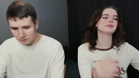 Snapshot of robert_lisa chatting on February 23, 2025, 2:40 am Lisa and Robert i am online all days 900 am GMT3 online show from February 23, 2025, 2:40 am