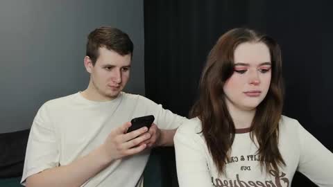 Snapshot of robert_lisa chatting on March 11, 2025, 10:40 am Lisa and Robert i am online all days 900 am GMT3 online show from March 11, 2025, 10:40 am