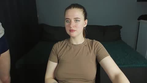 Snapshot of robert_lisa chatting on September 26, 2025, 8:24 pm Lisa and Robert  i am online all days 900 am GMT3   online show from September 26, 2025, 8:24 pm