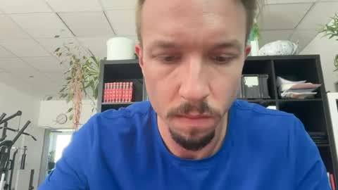 robert_x666 online show from July 28, 2026, 11:28 am