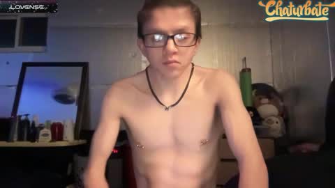 Snapshot of robertcicijr21 chatting on December 6, 2024, 2:57 am Robert Cici Jr. online show from December 6, 2024, 2:57 am