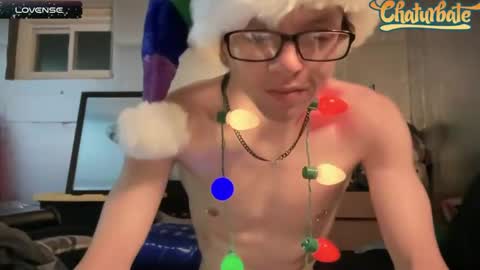 Snapshot of robertcicijr21 chatting on December 8, 2024, 9:46 am Robert Cici Jr. online show from December 8, 2024, 9:46 am