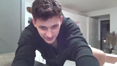 Roberto online show from February 12, 2026, 4:24 pm