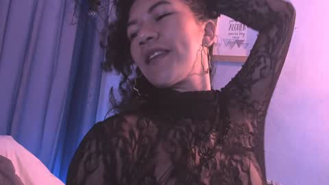 Roberts kloe online show from December 15, 2024, 3:53 pm