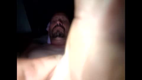 robertsaiz4200 online show from May 9, 2026, 9:58 am