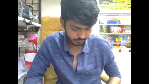 Snapshot of robertsalia220 chatting on November 15, 2025, 11:51 am Robertsalia online show from November 15, 2025, 11:51 am