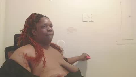 Snapshot of robertswhitney52 chatting on September 24, 2025, 12:58 am robertswhitney52 online show from September 24, 2025, 12:58 am