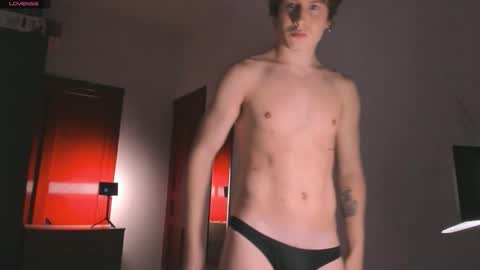 robfavorite1 online show from December 21, 2025, 7:32 pm