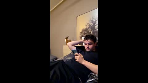 robi2005wwi online show from April 5, 2026, 9:45 pm