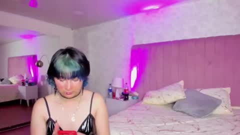 robin D online show from September 28, 2025, 12:43 pm