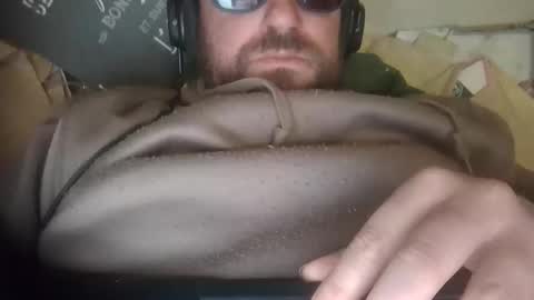 robinouhot online show from March 23, 2026, 2:59 am