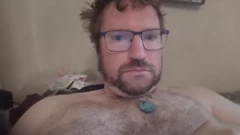 robinouhot online show from April 30, 2026, 6:42 am