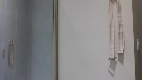 Snapshot of robintheneighbor chatting on November 17, 2025, 6:30 am robintheneighbor online show from November 17, 2025, 6:30 am