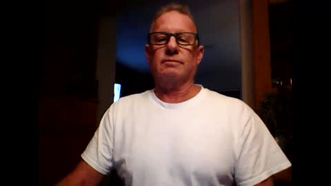 robo0000 online show from November 18, 2025, 1:22 am