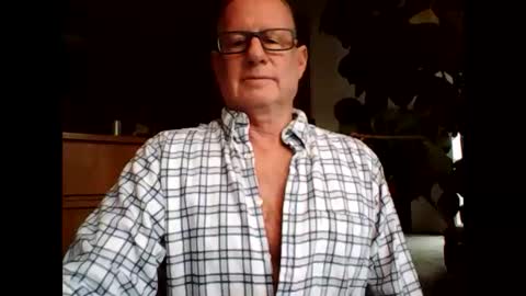 robo0000 online show from December 16, 2025, 7:30 pm