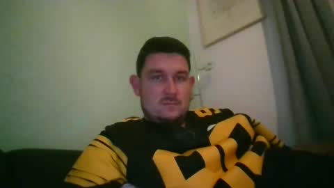 Robin online show from September 14, 2025, 9:03 pm