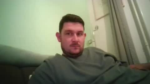 Snapshot of robtheman94 chatting on October 19, 2025, 9:04 pm Robin online show from October 19, 2025, 9:04 pm