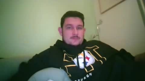 Snapshot of robtheman94 chatting on December 14, 2025, 10:36 pm Robin online show from December 14, 2025, 10:36 pm