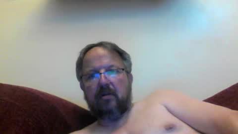 robxx32 online show from May 6, 2026, 9:31 pm