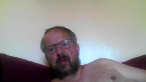 robxx32 online show from July 19, 2026, 1:48 pm