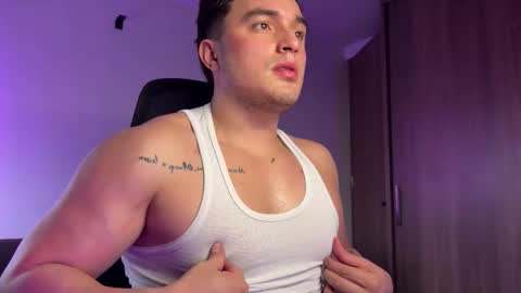 ROBYN online show from February 1, 2026, 10:41 pm