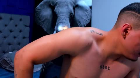 Snapshot of rocco_santos chatting on October 1, 2025, 1:22 am rocco_santos online show from October 1, 2025, 1:22 am