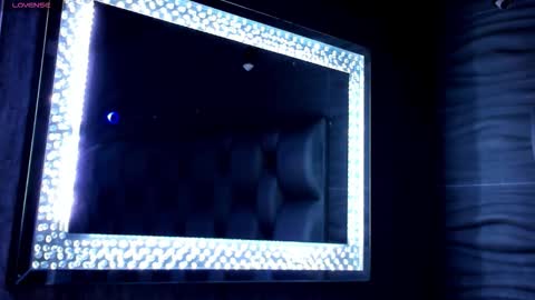 Snapshot of rocco_santos chatting on October 5, 2025, 12:14 pm rocco_santos online show from October 5, 2025, 12:14 pm