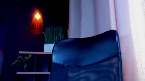 rocco_santos online show from May 7, 2026, 6:46 pm
