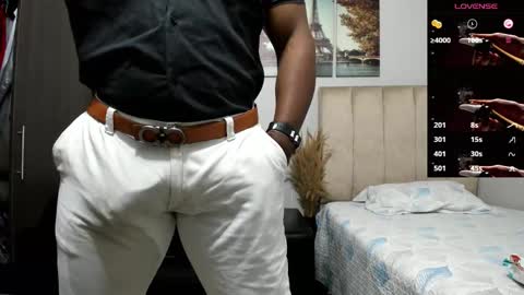 Snapshot of roccoblack02 chatting on October 22, 2025, 10:53 pm onlyfans user waga122   follow my accounts of Instagram Waga122 oficial twitter waga122  thanks you guys online show from October 22, 2025, 10:53 pm