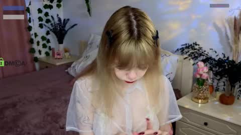 Snapshot of rochelle_dolly chatting on December 16, 2025, 10:31 am rochelle_dolly online show from December 16, 2025, 10:31 am