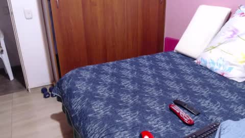 Snapshot of rochelle_xxx chatting on February 6, 2025, 10:53 pm Rochelle online show from February 6, 2025, 10:53 pm