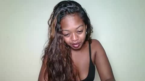 rochellinah online show from June 5, 2026, 1:50 pm