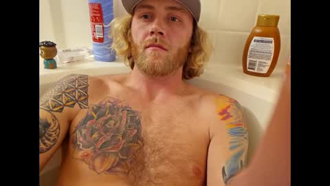 Snapshot of rockhardsurfers chatting on December 14, 2024, 5:07 am rockhardsurfers online show from December 14, 2024, 5:07 am