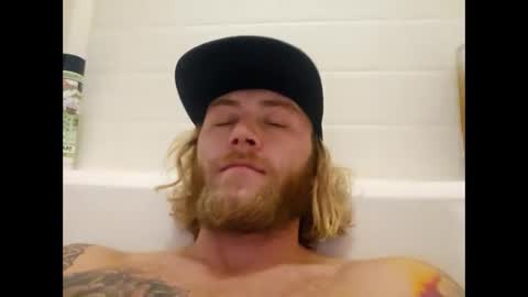 Snapshot of rockhardsurfers chatting on January 29, 2025, 12:02 pm rockhardsurfers online show from January 29, 2025, 12:02 pm