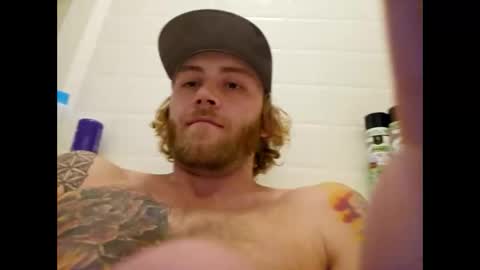 Snapshot of rockhardsurfers chatting on February 13, 2025, 12:54 pm rockhardsurfers online show from February 13, 2025, 12:54 pm