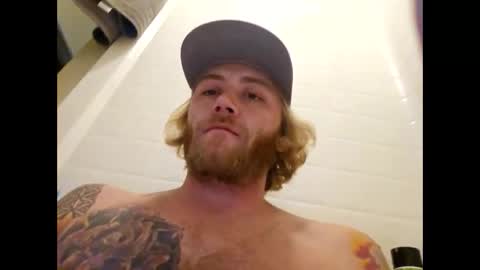 Snapshot of rockhardsurfers chatting on February 21, 2025, 11:33 am rockhardsurfers online show from February 21, 2025, 11:33 am