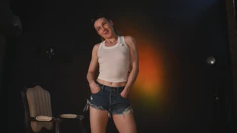 Snapshot of rocknrose chatting on March 5, 2026, 10:28 pm RocknRose online show from March 5, 2026, 10:28 pm