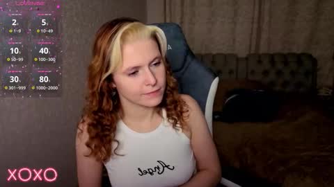 Snapshot of rocky_foxy chatting on October 23, 2025, 10:52 pm Rockel online show from October 23, 2025, 10:52 pm