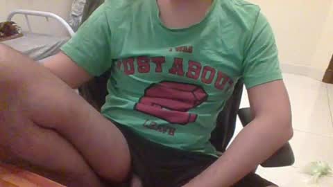 Snapshot of rockysam090 chatting on June 8, 2026, 10:21 pm rockysam090 online show from June 8, 2026, 10:21 pm