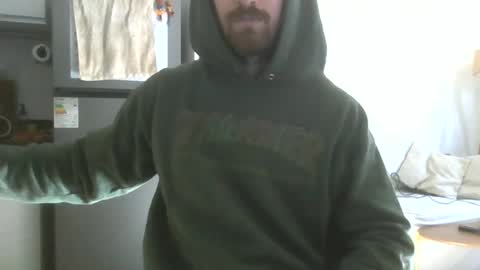 Snapshot of roddmannn14 chatting on June 29, 2026, 4:40 pm RoddMannn online show from June 29, 2026, 4:40 pm