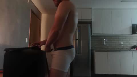 rodrigoengineer online show from February 15, 2026, 5:15 am